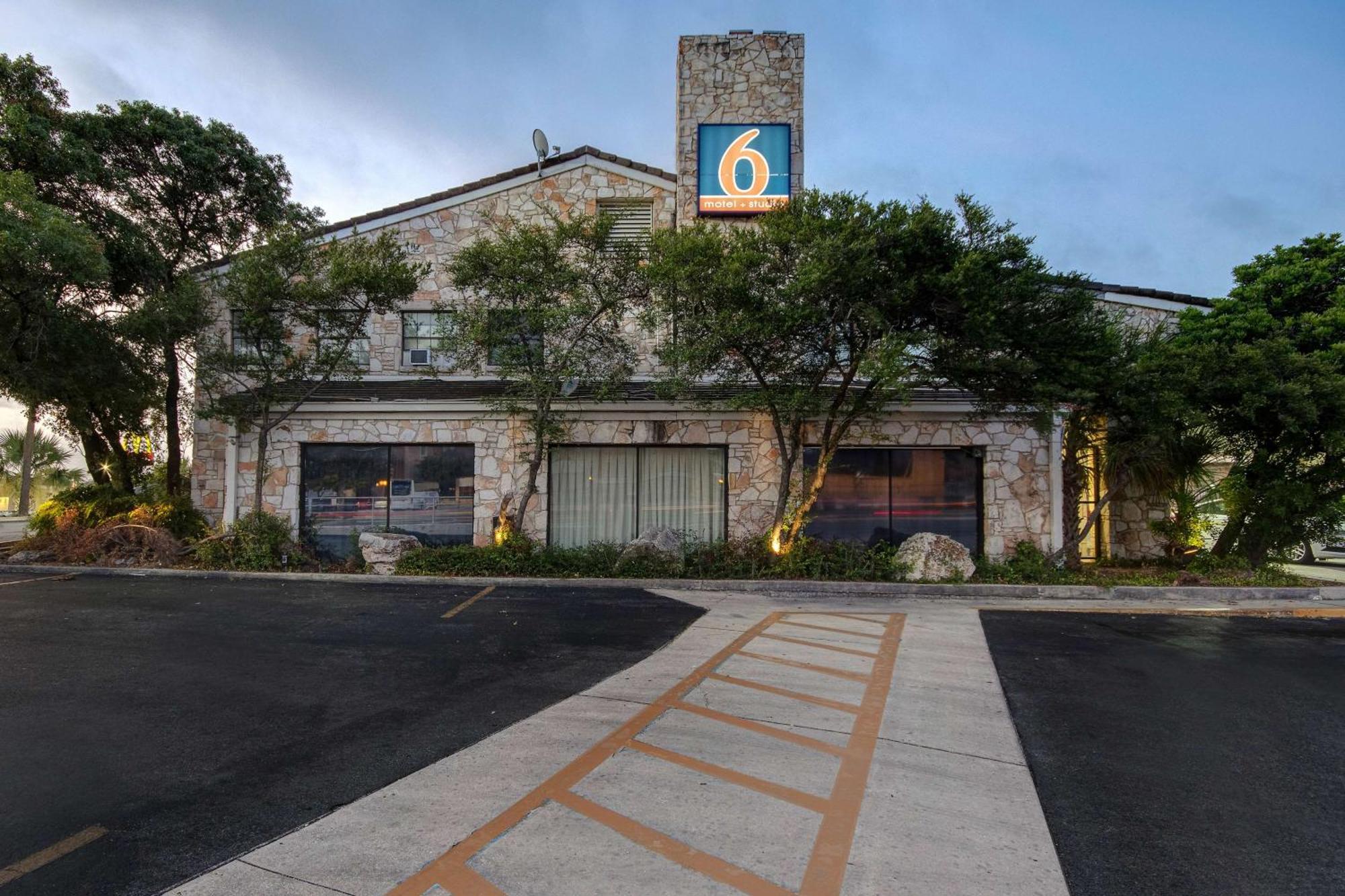 Studio 6 San Antonio Tx Northwest Medical Center 外观 照片